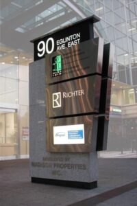 Arch 90 egg ave signage